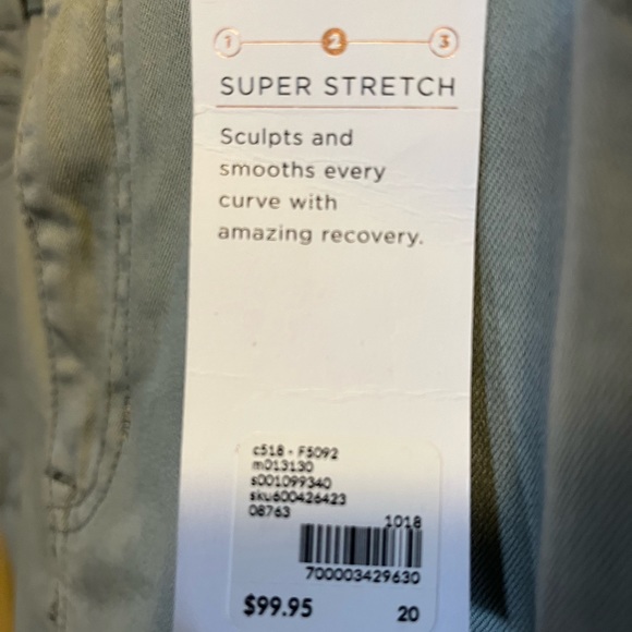 Lane Bryant Jeans - Picture 4 of 5